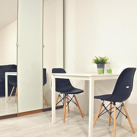 Nice And Comfy Studio Close To Old Town And Metro. Varsovie Extérieur photo
