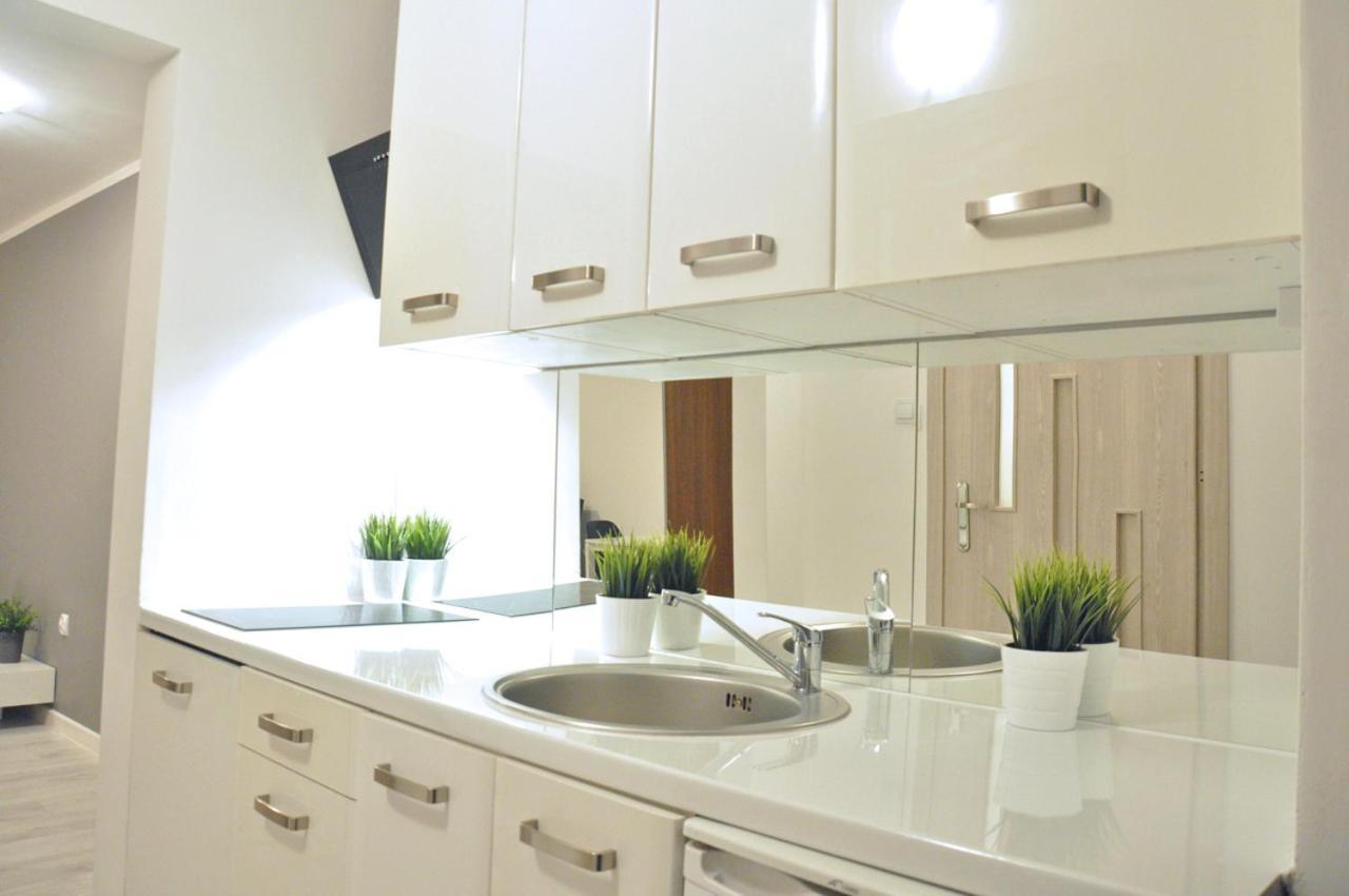 Nice And Comfy Studio Close To Old Town And Metro. Varsovie Extérieur photo